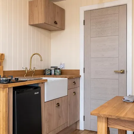 The Off Grid Cabin Insch Exterior foto